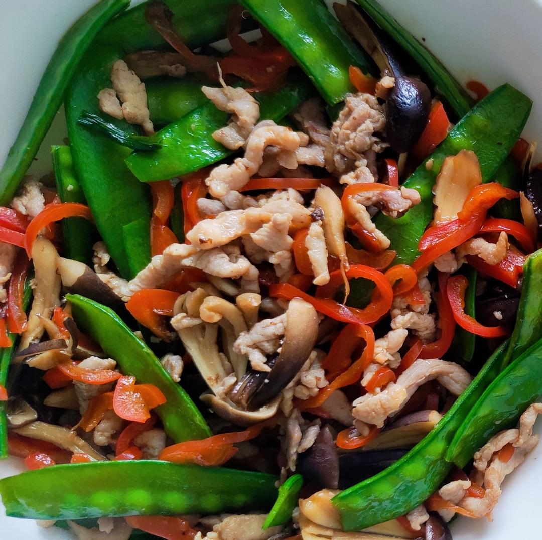 鸡枞菌炒肉丝（饭店厨师推荐的做法~）