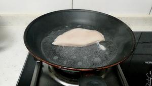 水煎鸡胸肉蔬菜藜麦沙拉的做法 步骤8