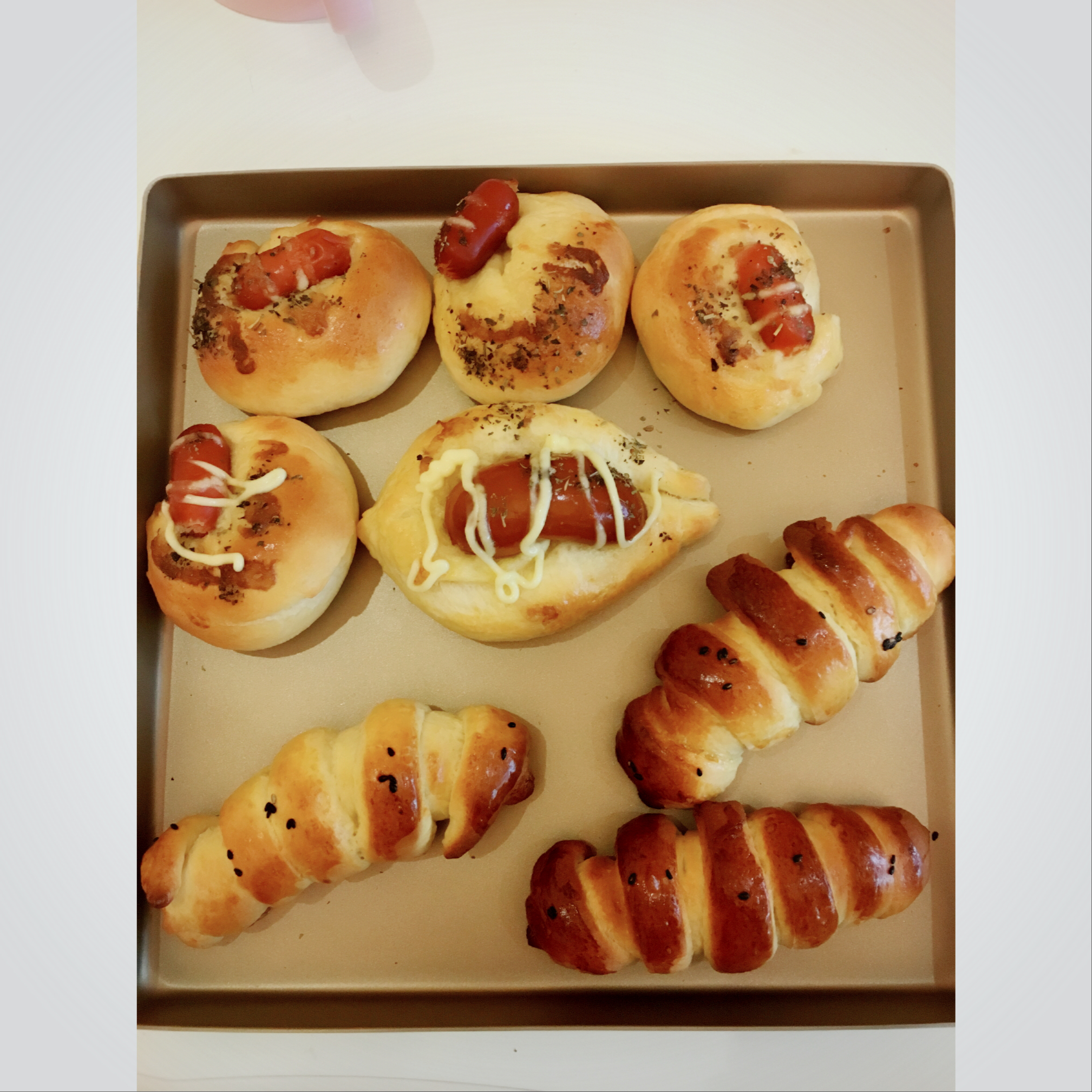 毛毛虫肉松面包