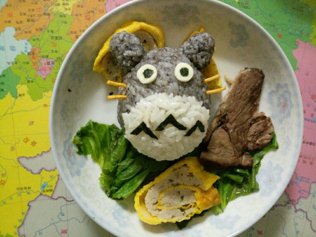 龙猫和煤球精灵饭团