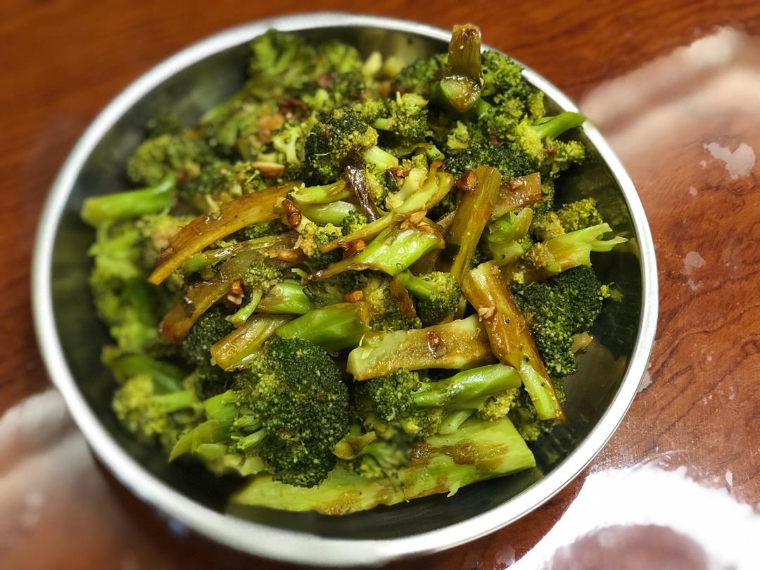 杏鲍菇扣西兰花