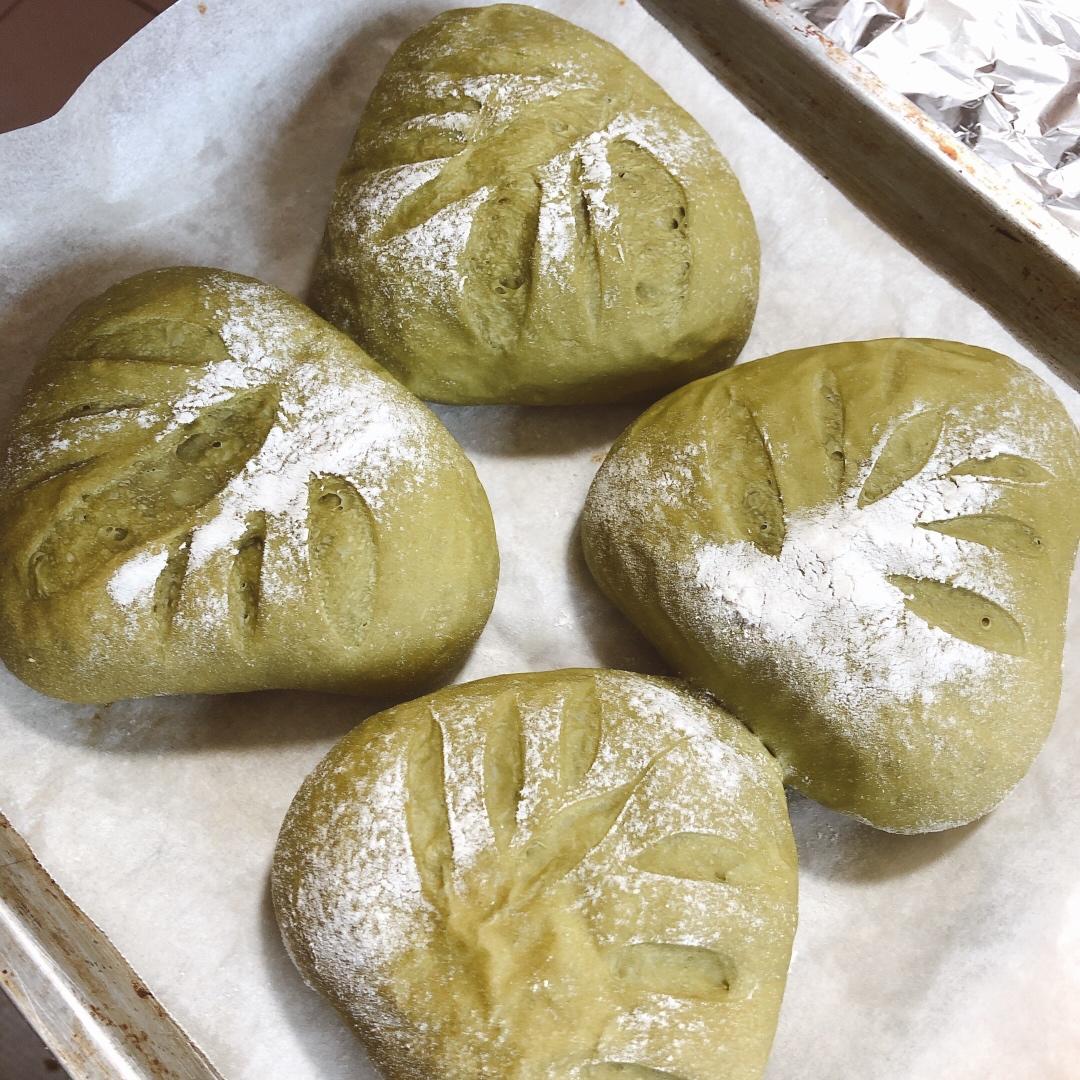 超详细过夜免揉软欧包的骚操作（红豆绿豆麻薯红薯紫薯红枣血糯米紫米黑米肉松马苏里拉坚果葡萄干椰蓉奶黄全麦抹茶可可墨西哥酱面包）   含大于5种馅的做法   2种酥皮做法     低糖少油    你想要的都可以放进去💃🏻