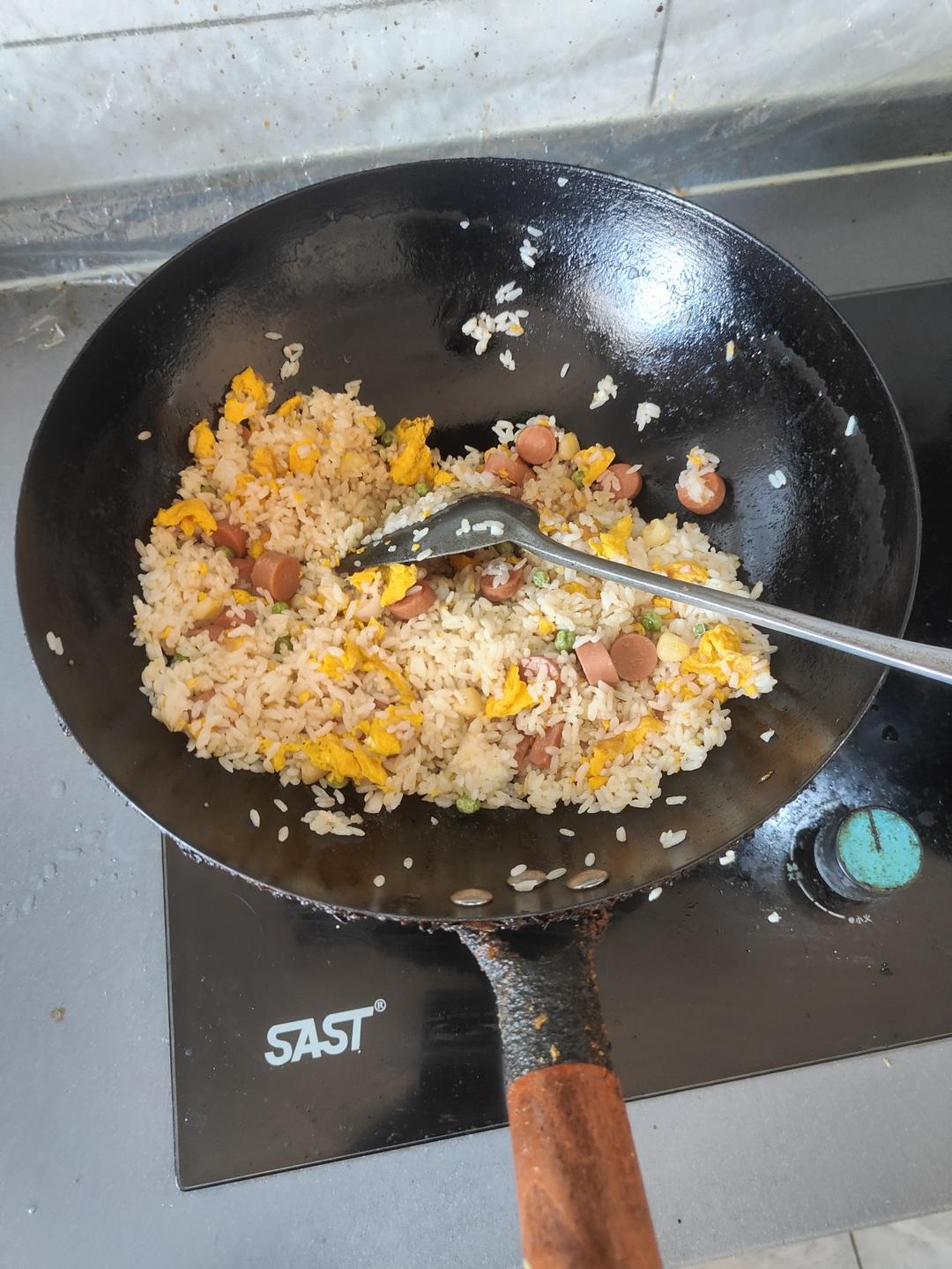 超级香的扬州炒饭/火腿鸡蛋什锦炒饭