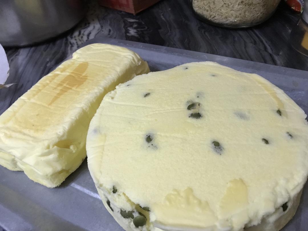 不开裂不回缩不掉皮的酸奶水浴法蛋糕