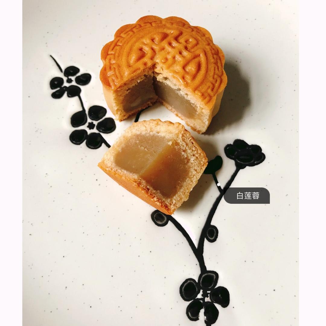 广式月饼—蛋黄莲蓉月饼
