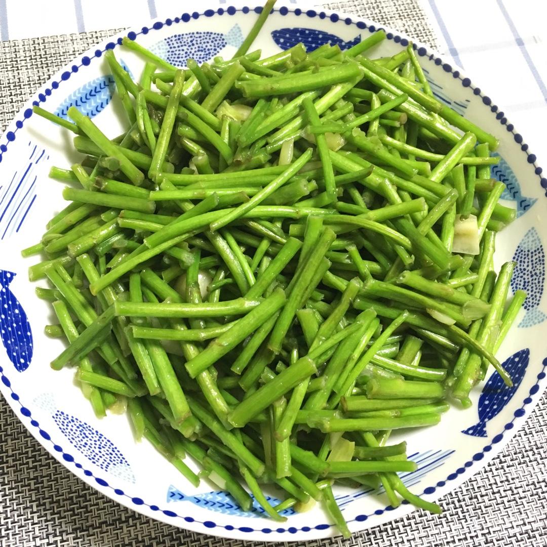 清炒芦蒿