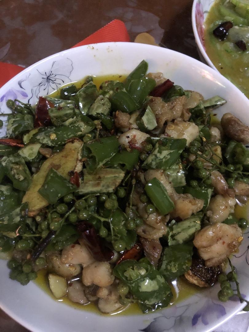 重庆江湖菜～铁山坪花椒鸡（重口味）