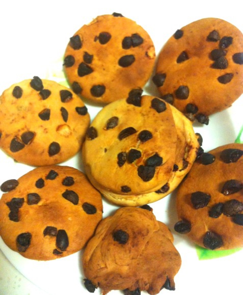 榛子巧克力葡萄干松饼