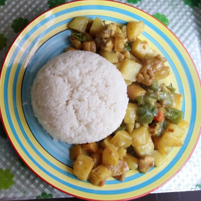 美味咖喱鸡饭