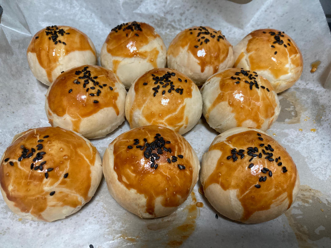 超简单 免揉 酥掉渣的蛋黄酥(超详细附全程视频)不破酥『万能酥皮』