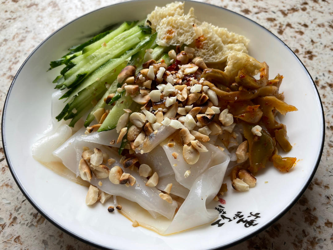 凉皮-家庭自制（告诉你自己做更劲道的秘诀）