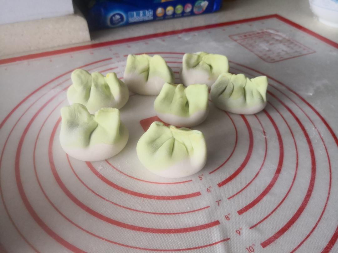 翡翠白玉白菜饺子详细版（附翡翠白玉白菜饺子包法，翡翠白玉饺子皮两种制法，面包机和面，翡翠白玉烧卖，各种馅料搭配）
