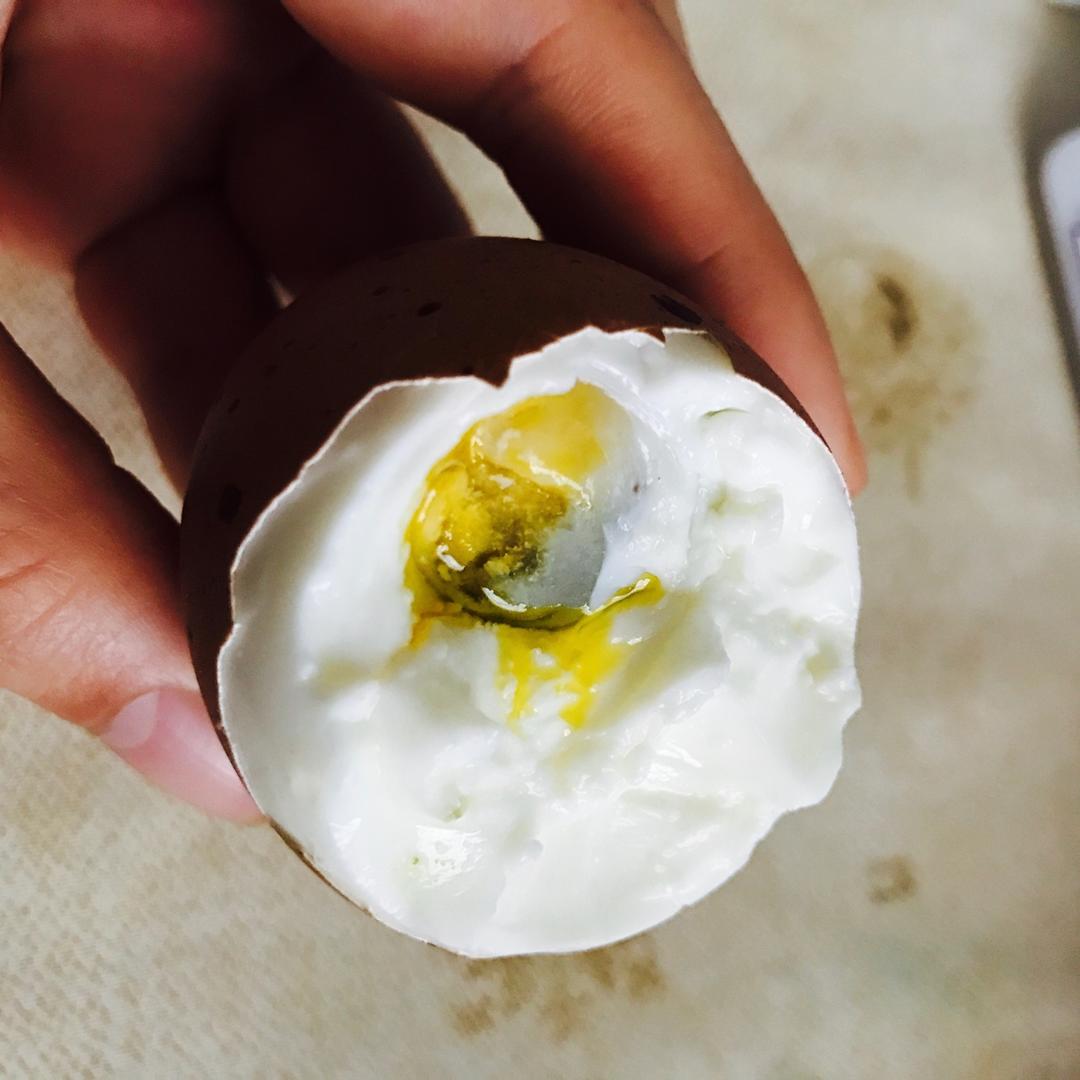自制咸鸡蛋腌鸡蛋