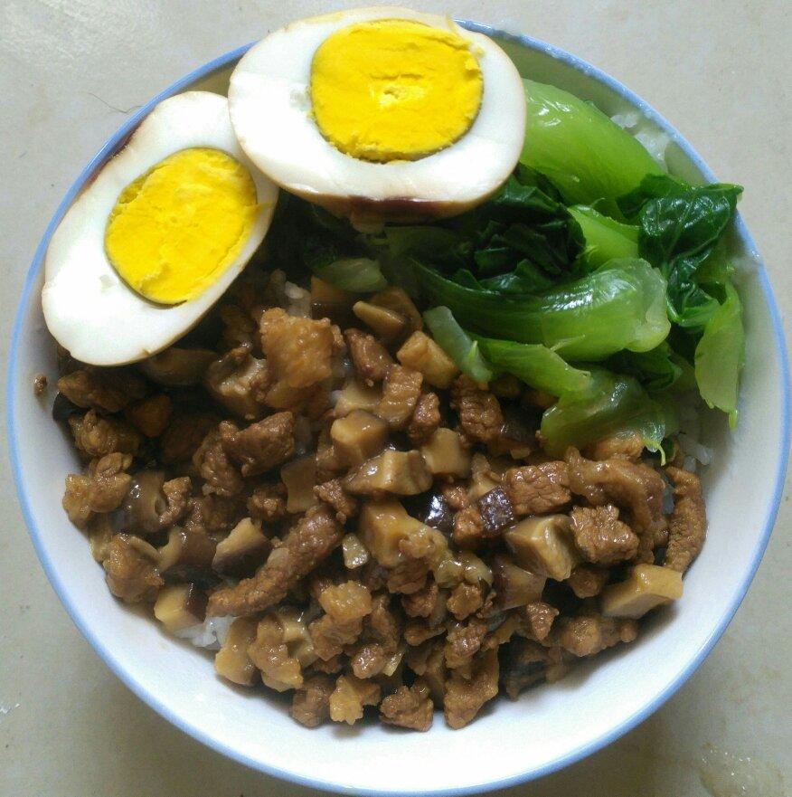 家常卤肉饭
