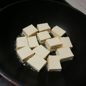 腊参煎焗豆腐的做法 步骤2