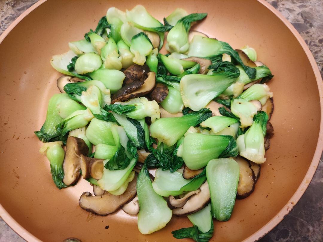 比肉还好吃的——蚝油香菇油菜
