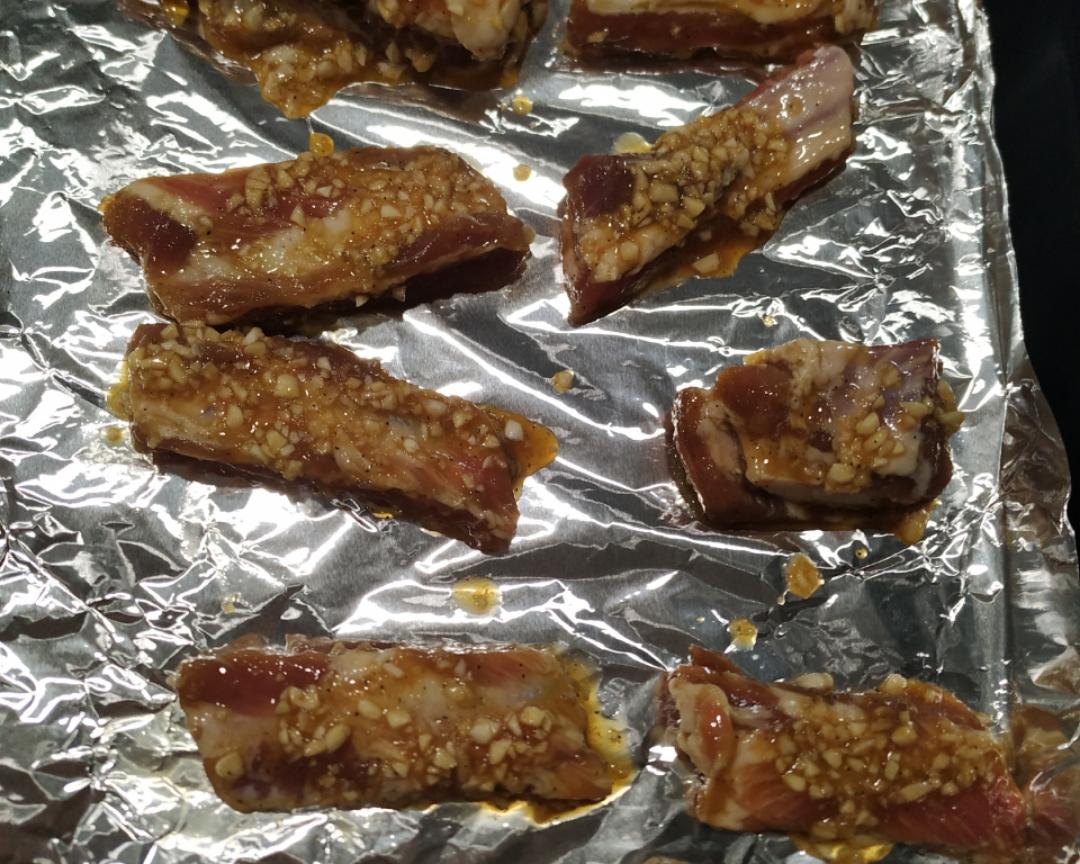 烤箱版蒜香排骨