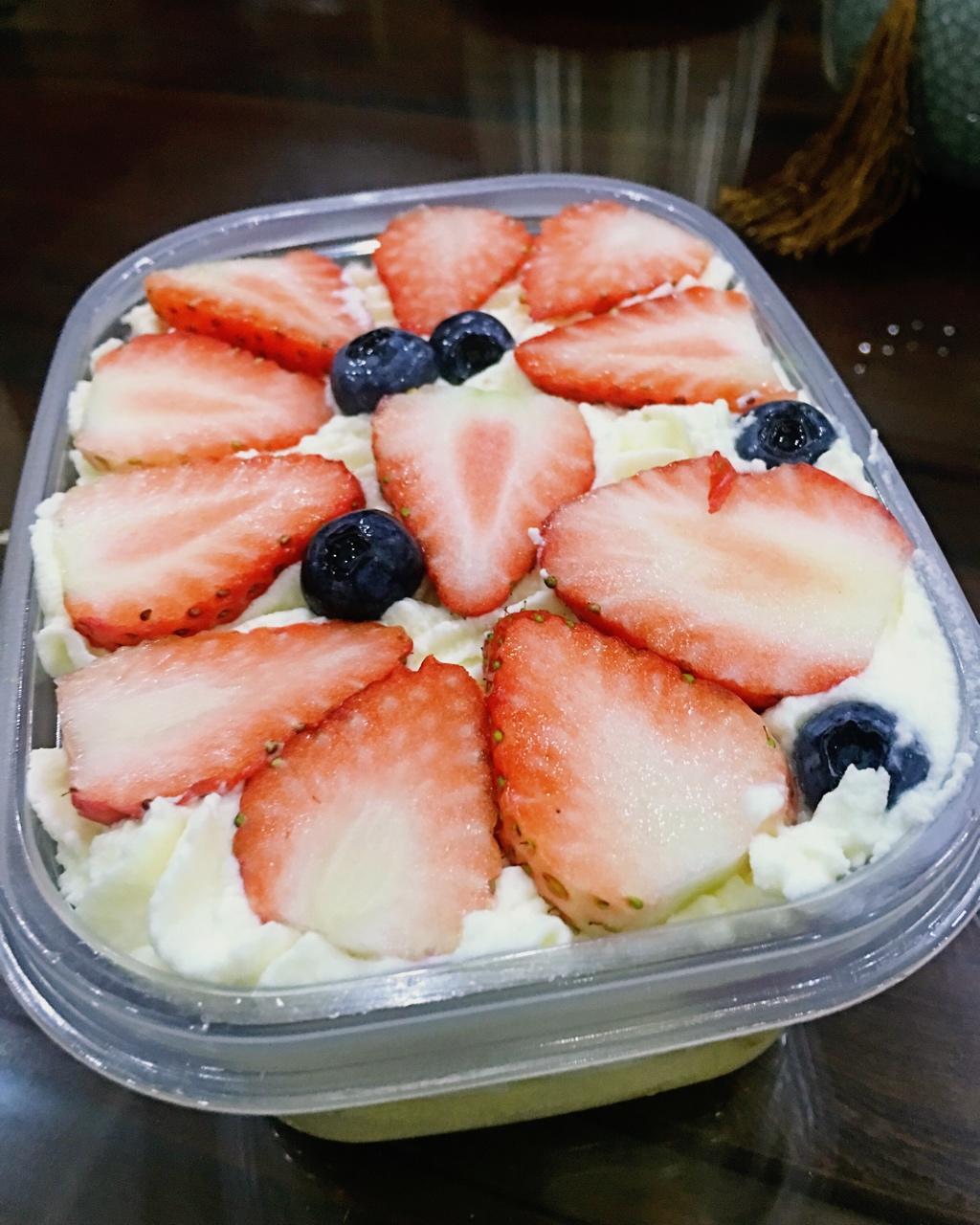 may一米阳光做的草莓奶油蛋糕盒子