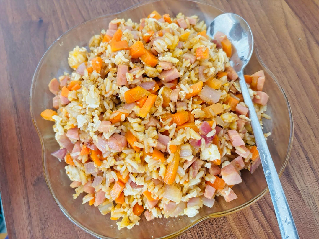 好吃到停不下来的酱油蛋炒饭