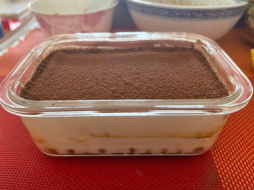 在欧洲学会的经典版提拉米苏