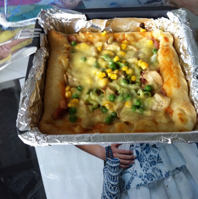 蘑菇火腿心花边比萨