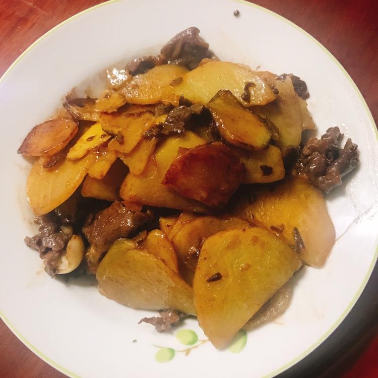 土豆炒牛肉