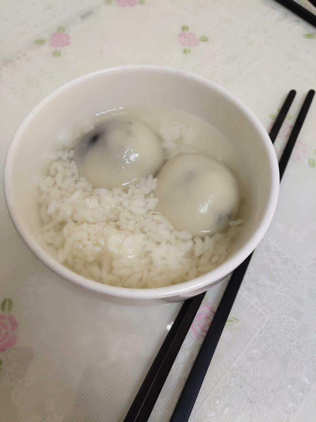 酒酿汤圆