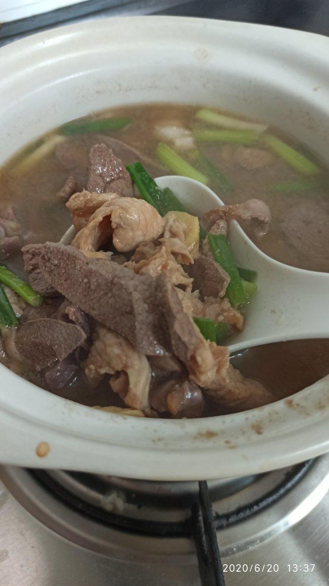 三月sy做的超嫩超鲜的猪肝瘦肉汤