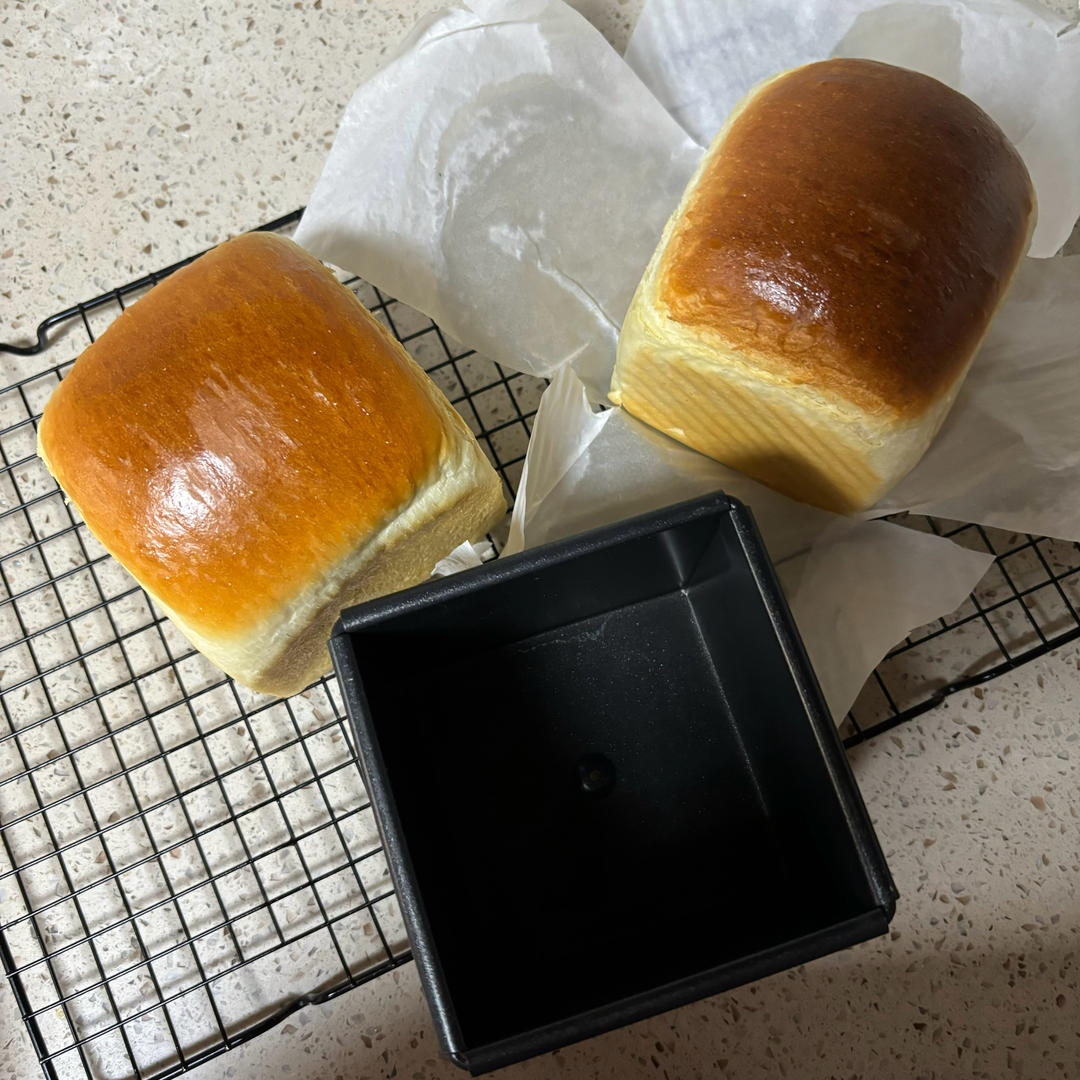 纯奶手撕吐司的做法 步骤1