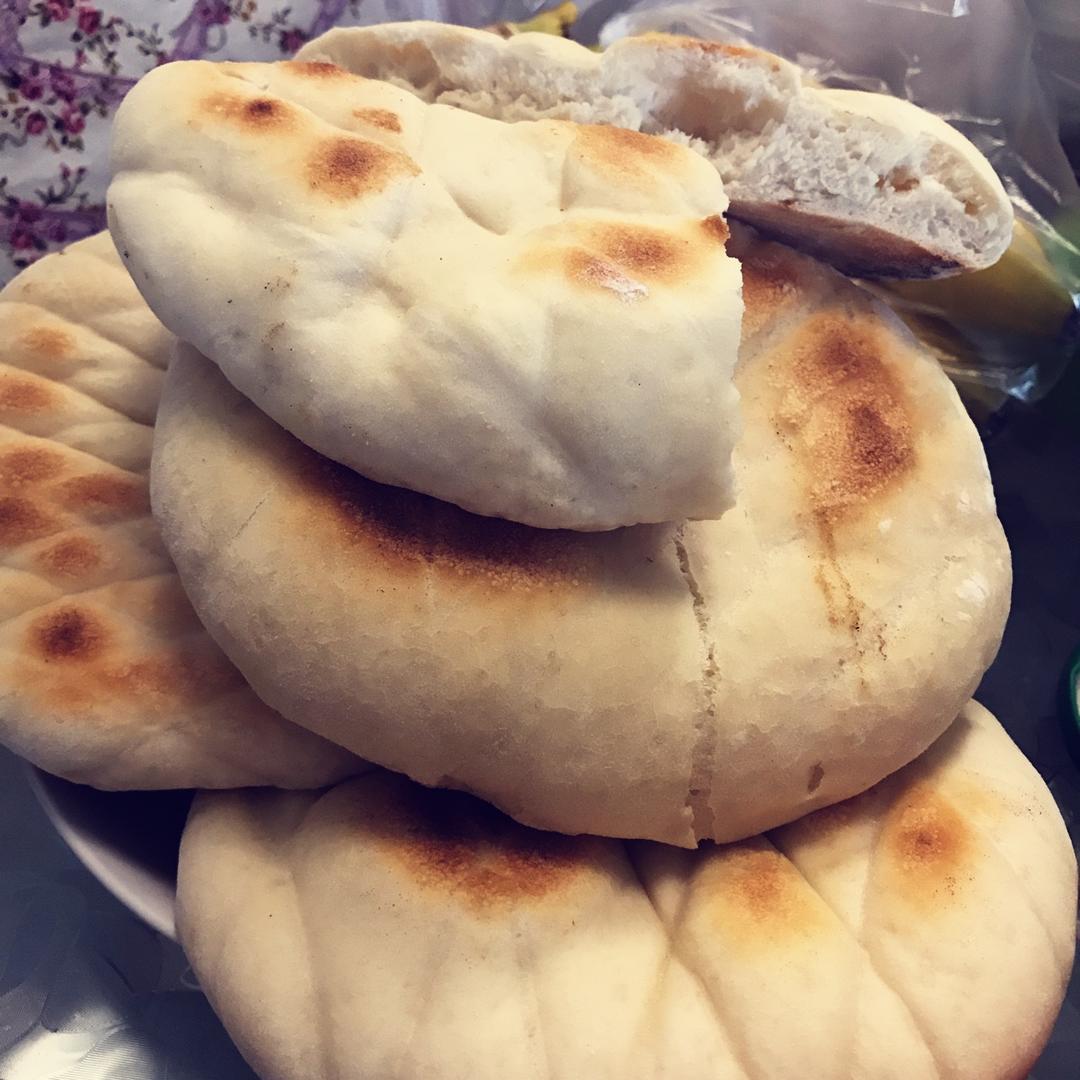 鼓捣宝做的白面烙饼