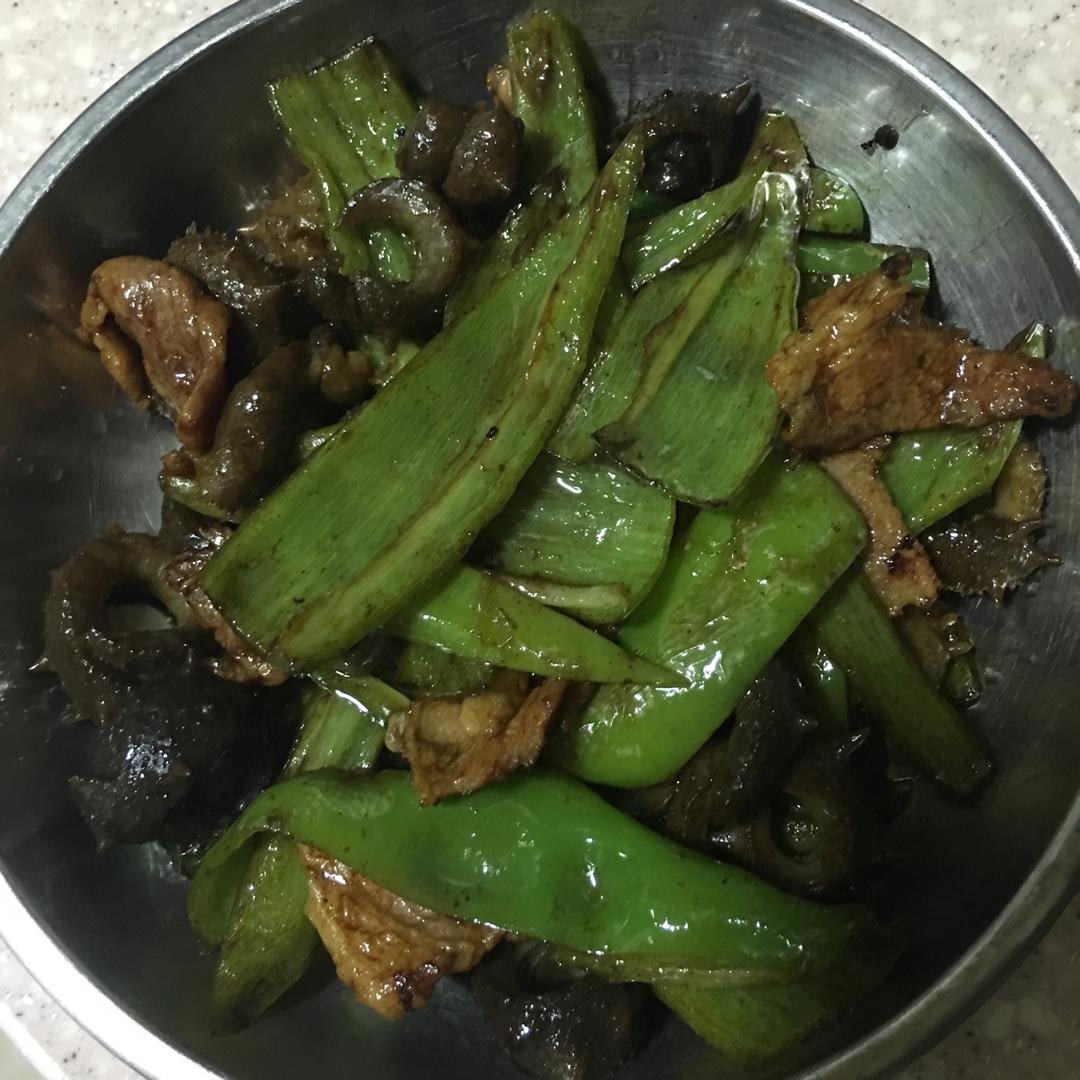 青椒肉片炒海参