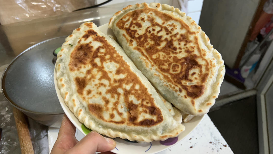 烫面韭菜盒子