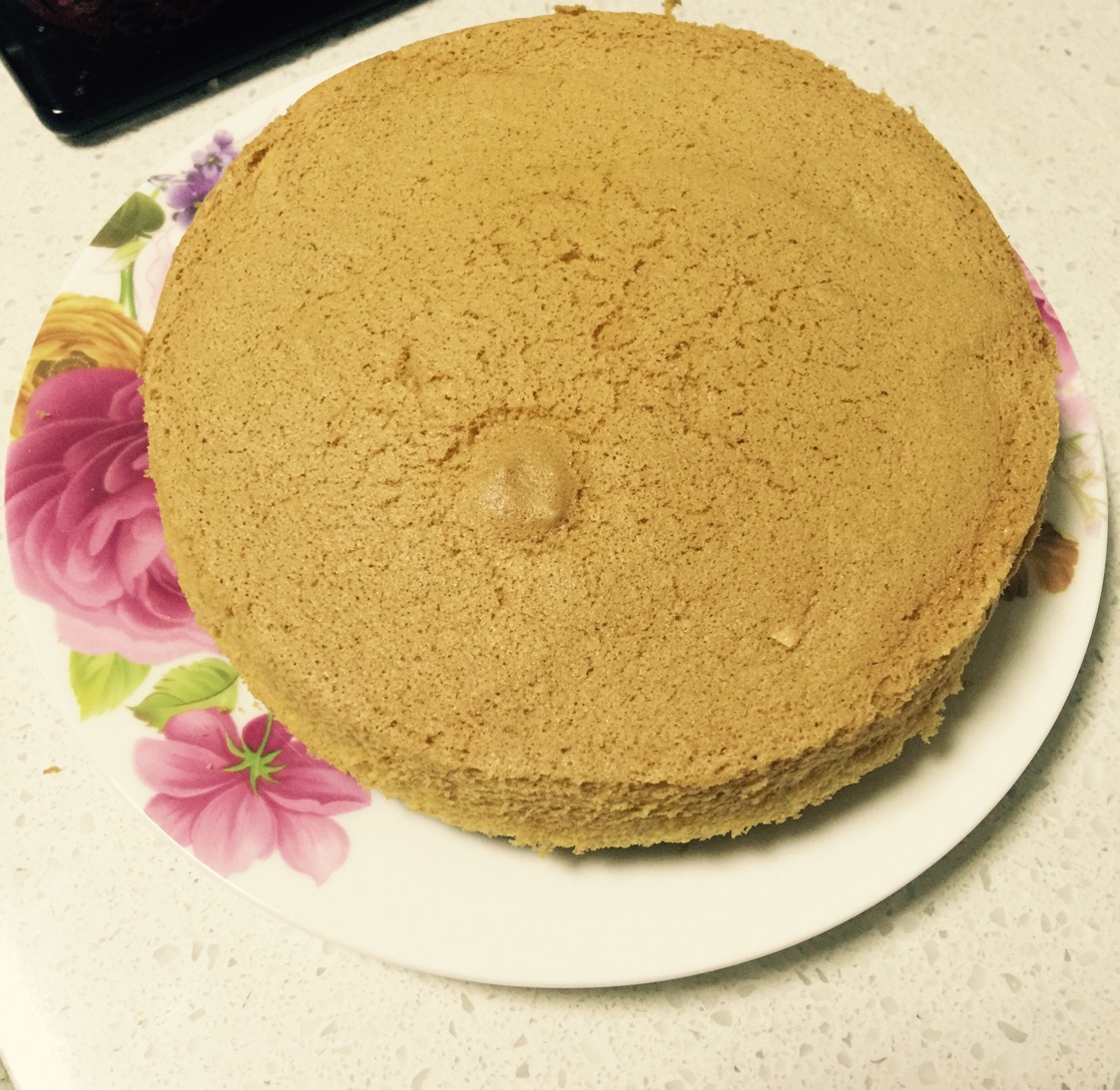 不粘模超完美戚风蛋糕--不塌不缩不开裂