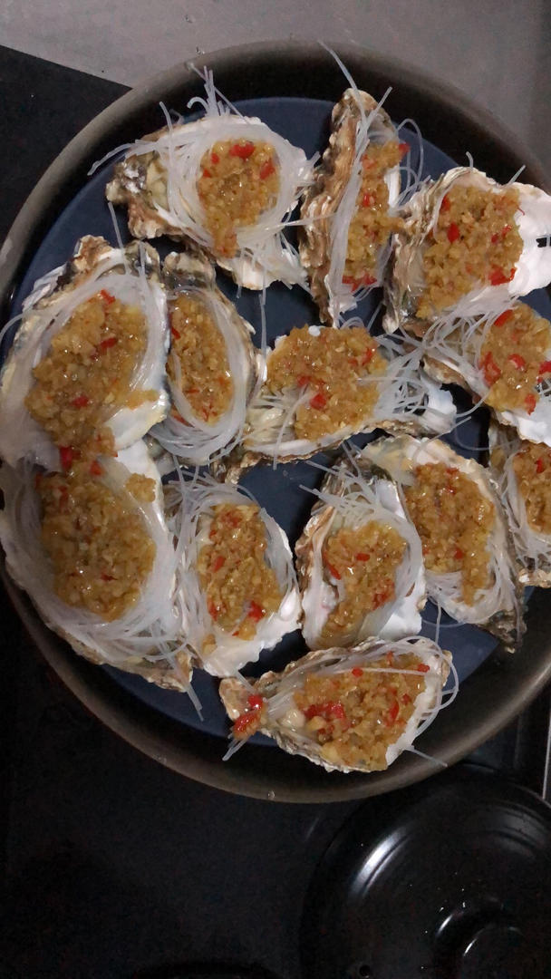 夜宵党“香辣蒜蓉酱”（蒜蓉虾，烤扇贝，生蚝，粉丝花甲，金针菇）