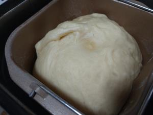 中筋面粉做面包的万能配方的做法 步骤6