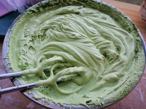 一枚翠绿清冷的抹茶千层的做法 步骤7