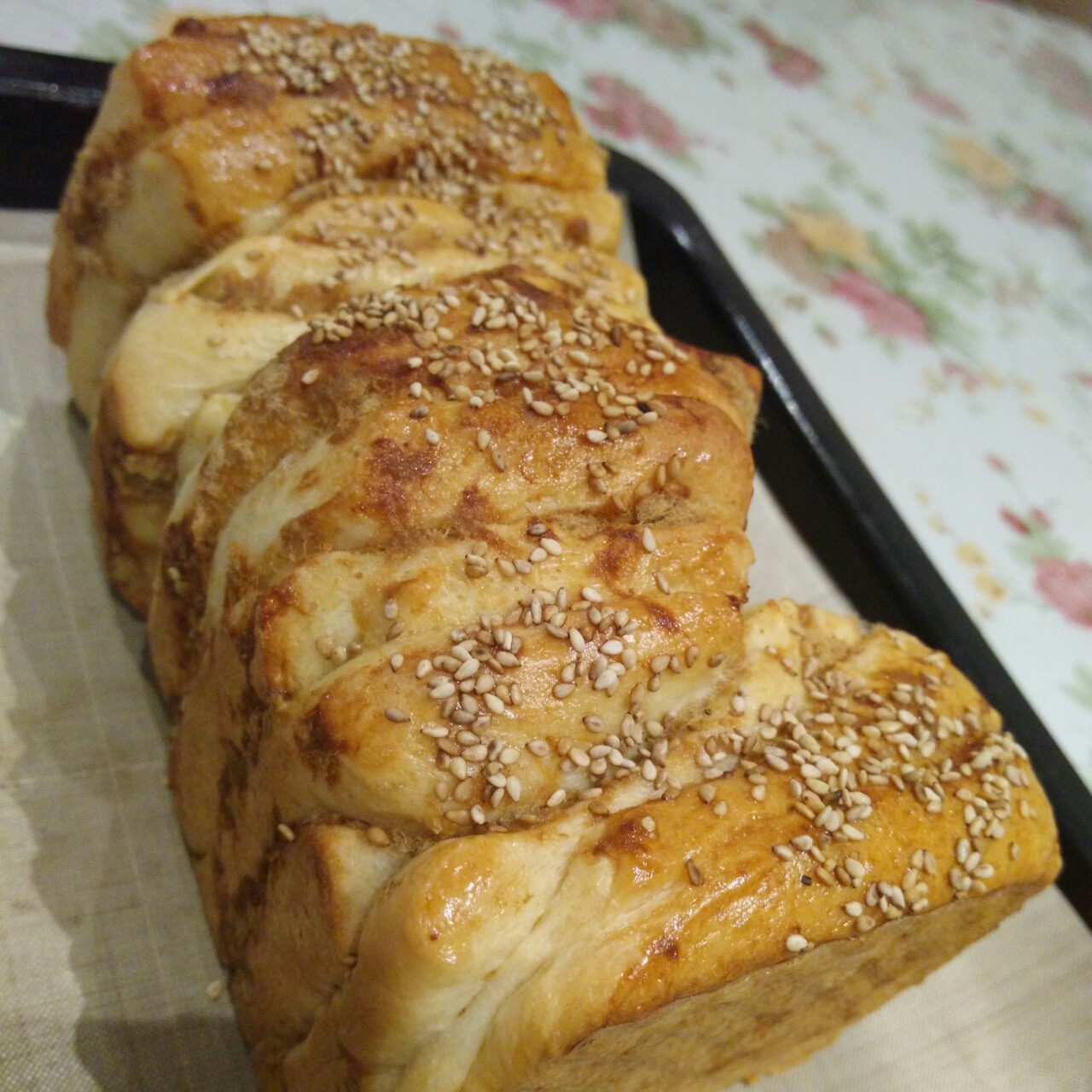 手撕千层肉松面包