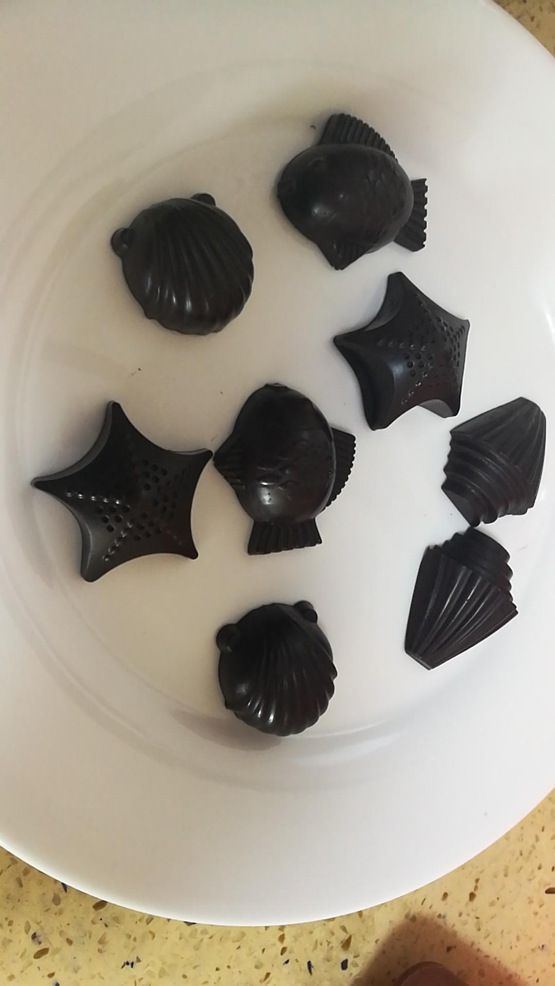 菜谱 纯可可脂黑巧克力           用料            可可粉