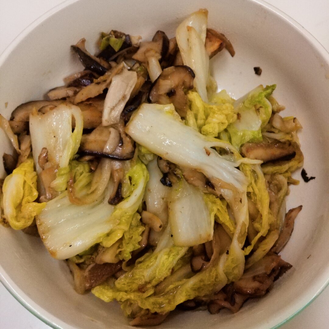 娃娃菜炒香菇