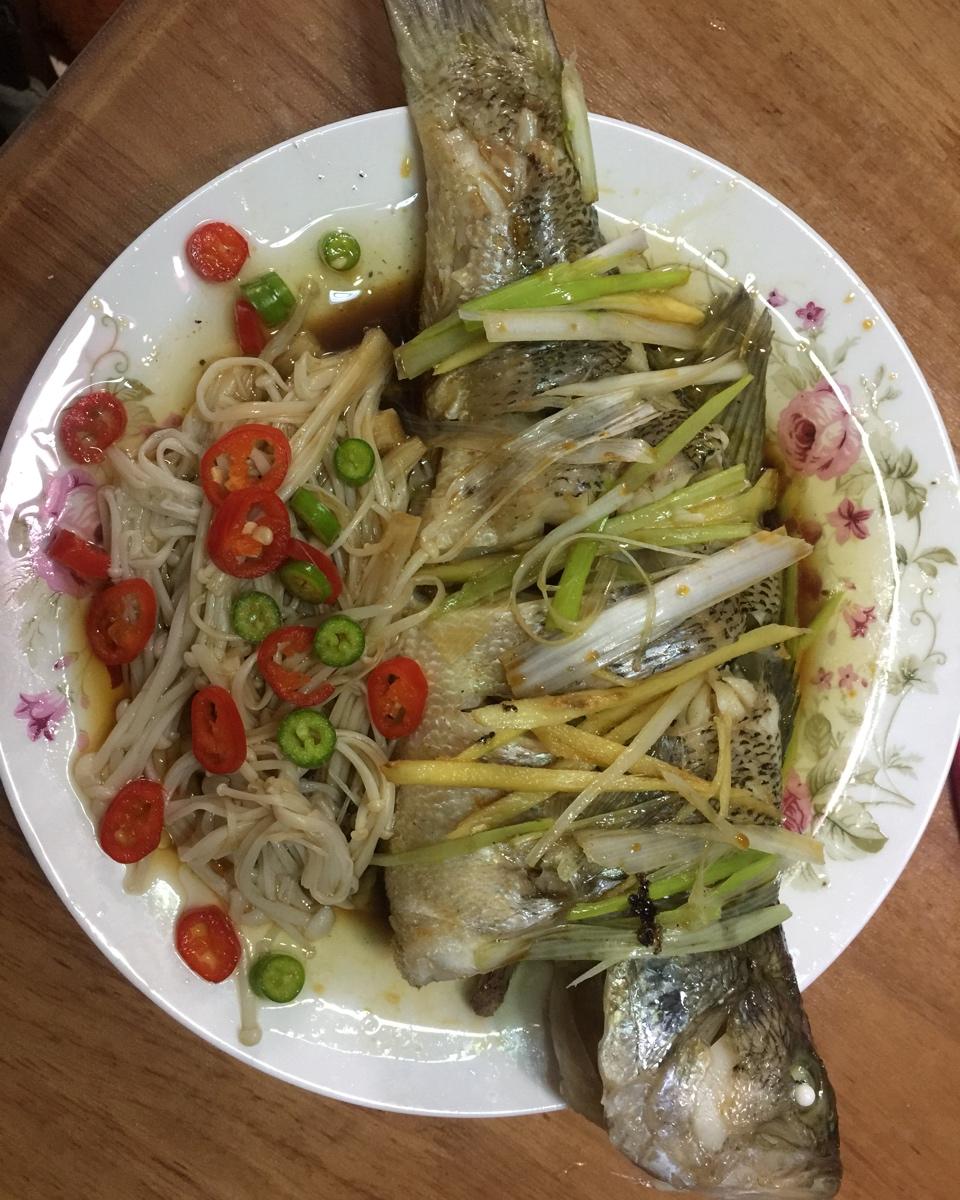 清蒸鲈鱼