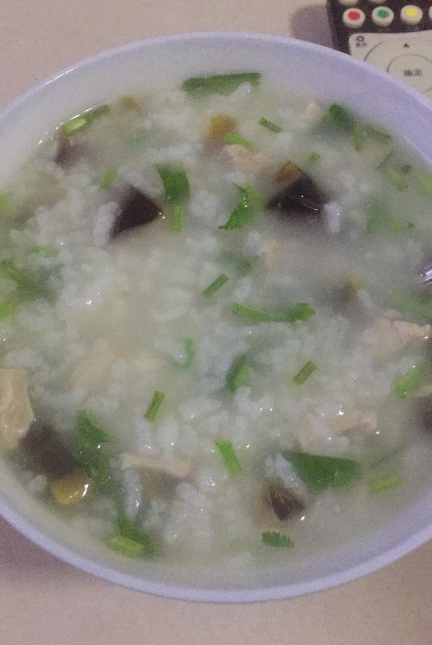 皮蛋瘦肉粥