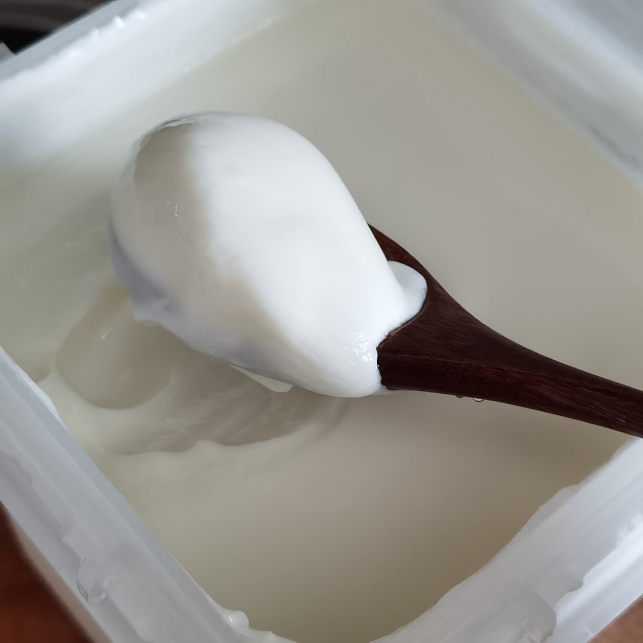 碧根果麦片酸奶的做法 步骤2