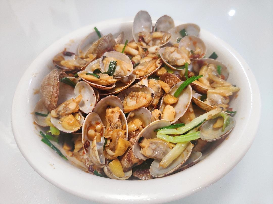 5分钟快手菜❗️秒杀路边摊爆炒花甲～好吃到爆