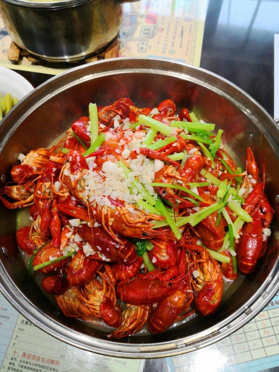 蒜蓉小龙虾