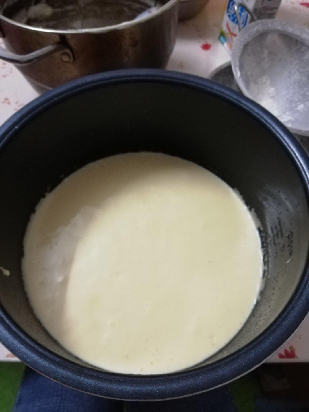 电饭煲版戚风蛋糕