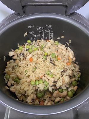 低脂鸡胸豌豆焖饭的做法 步骤11