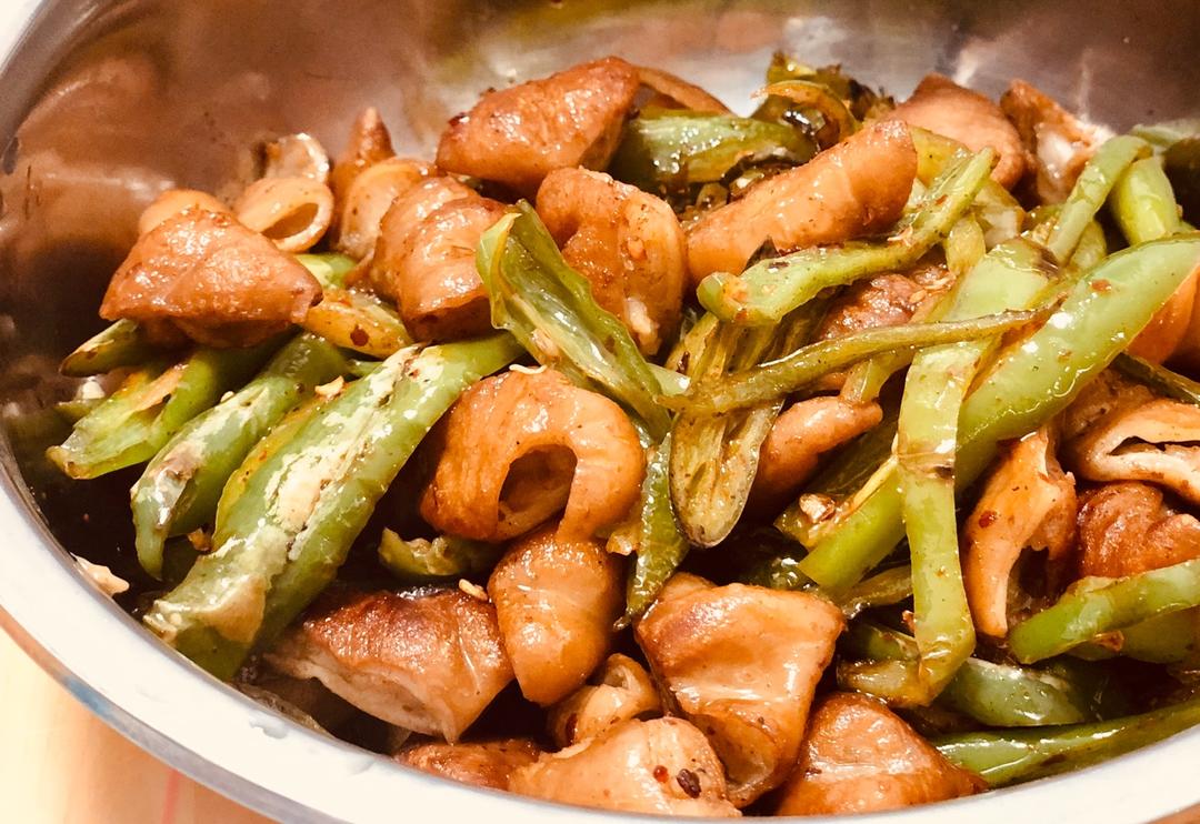 青椒炒肥肠