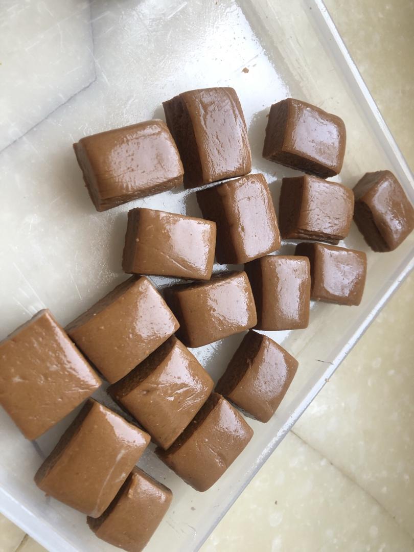 消耗奶油大户—-少糖版坚果咸焦糖太妃糖（含操作小视频）