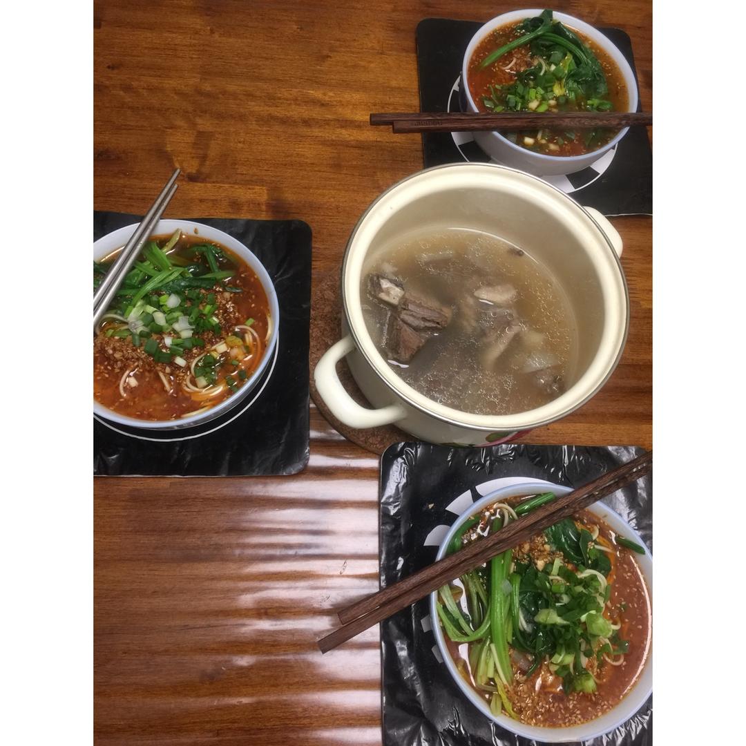 重庆麻辣小面