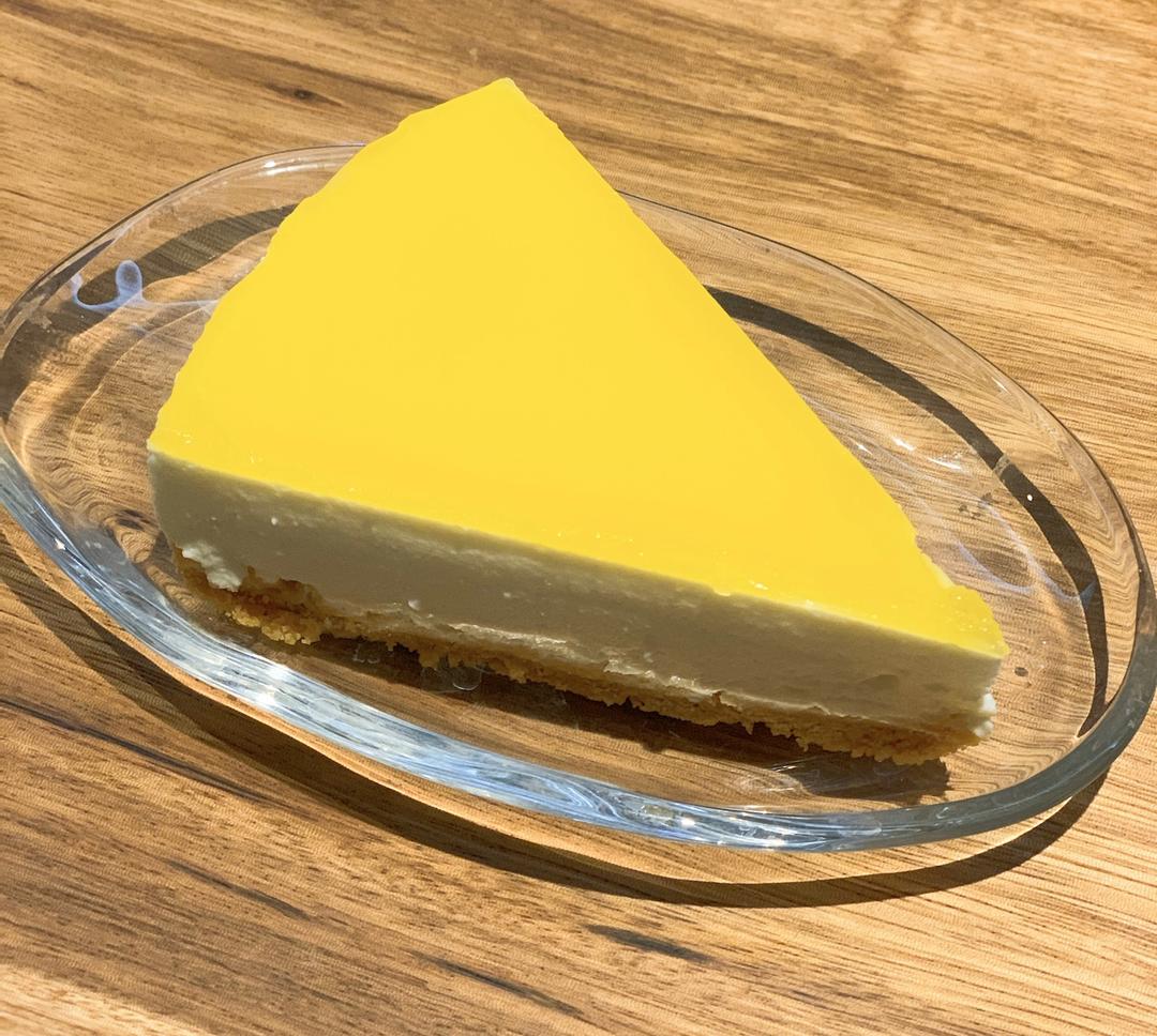 不含鸡蛋的百香果慕斯蛋糕